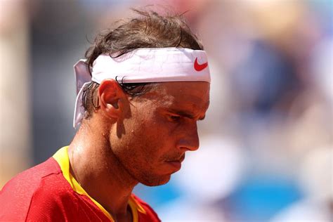 Double standard on tennis retirements .